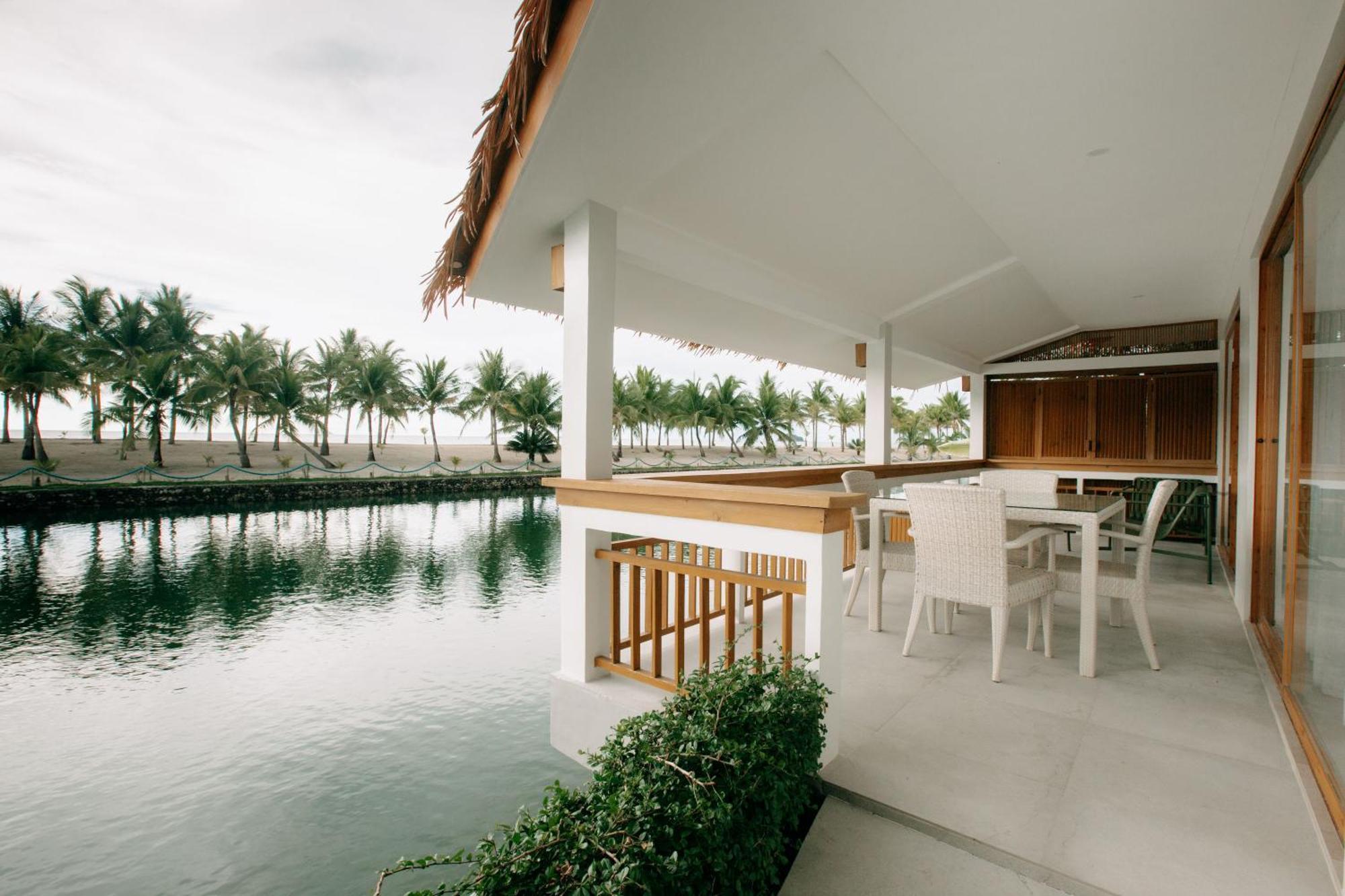 Golden Sands Destination Resorts Daanbantayan Exteriör bild