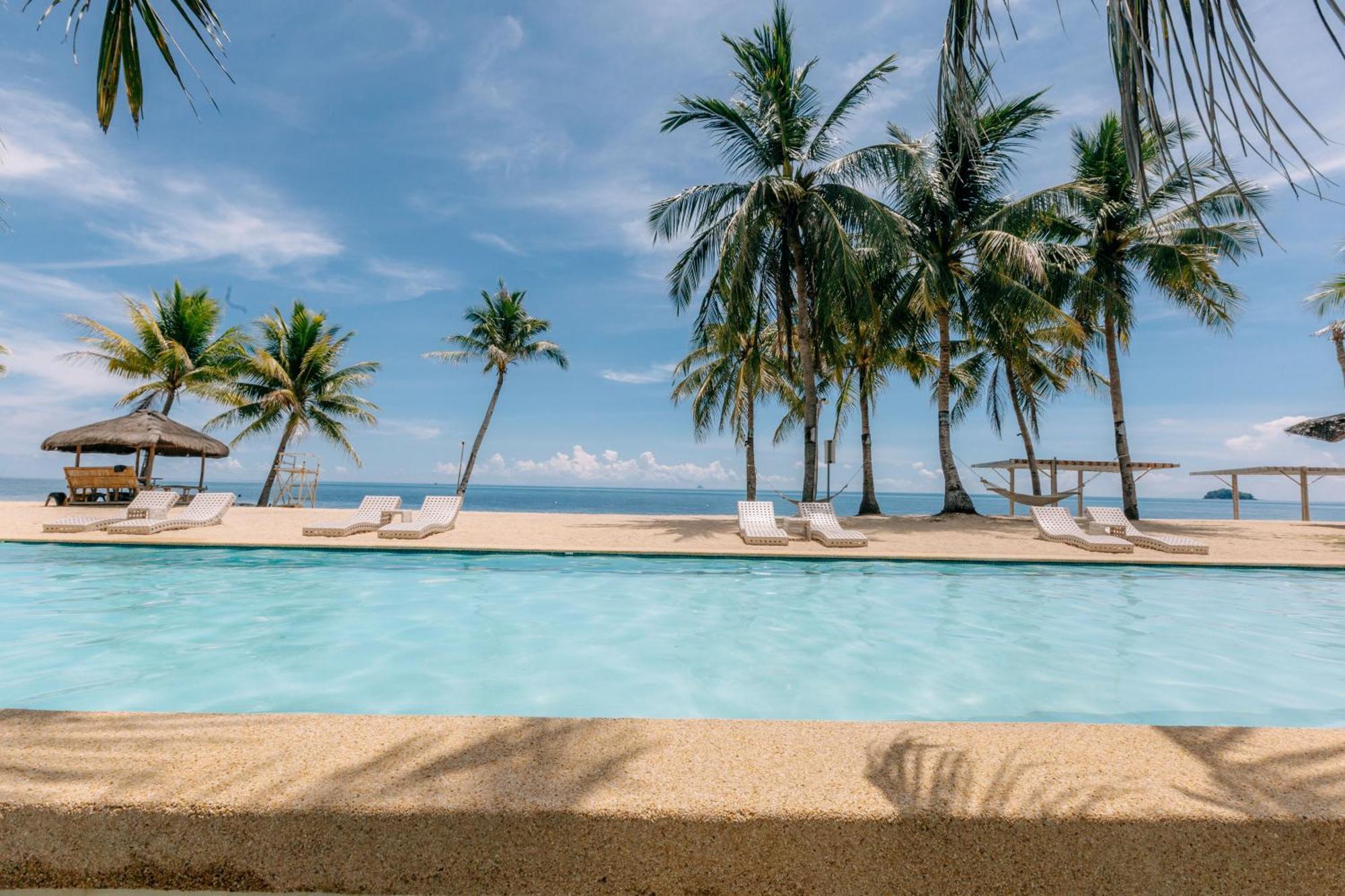 Golden Sands Destination Resorts Daanbantayan Exteriör bild