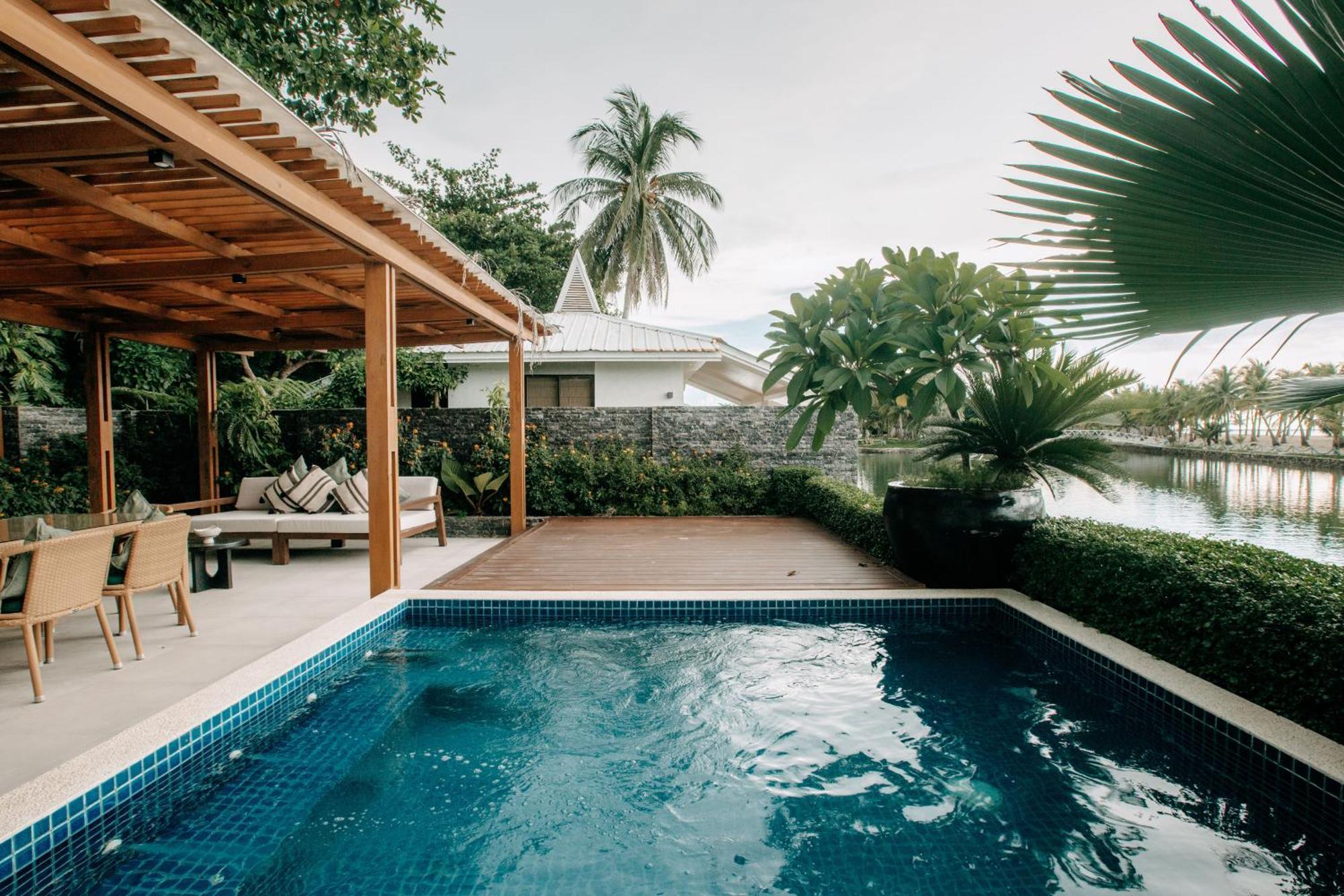 Golden Sands Destination Resorts Daanbantayan Exteriör bild
