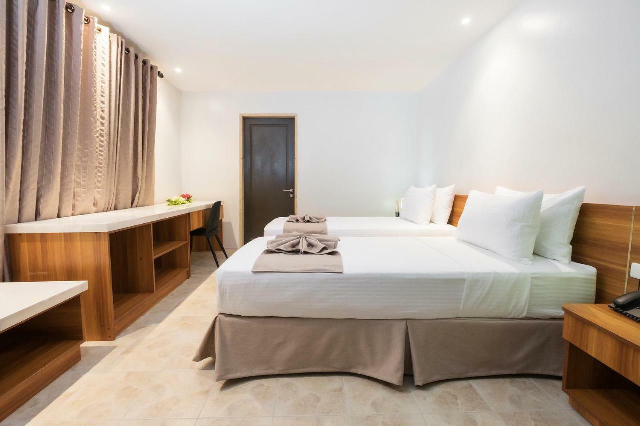 Golden Sands Destination Resorts Daanbantayan Exteriör bild
